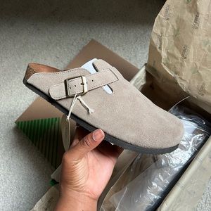 Birkenstock Boston Clog Dupe/White Mountain Footbeds Bari Clog